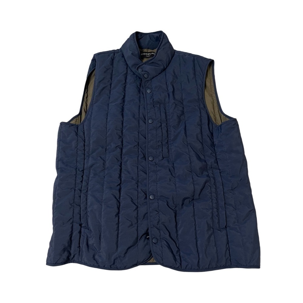 Goodlife Men’s navy spread collar quilted vest